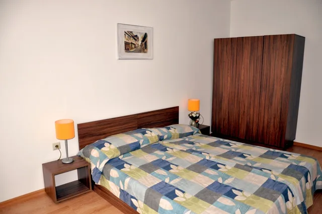 جناح بسرير مزدوج بغرفة نوم واحدة مع أريكة، Gardenia Hills 2/6