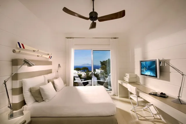 Superior, Twin Beds, Sea Side، Jumeirah Capri Palace 1/3