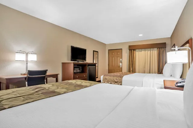 غرفة بسريرين كوين للمدخنين، Best Western Vicksburg 2/8
