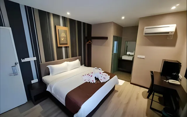غرفة سوبيريور بسرير كوين، GEO BOUTIQUE HOTEL 1/3