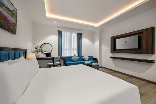 غرفة ديلوكس بسرير كينج، BlueSun Danang Beach Hotel 5/10