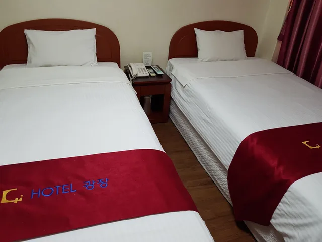غرفة قياسية بسريرين منفصلين، Gwang Jang Hotel 3/6