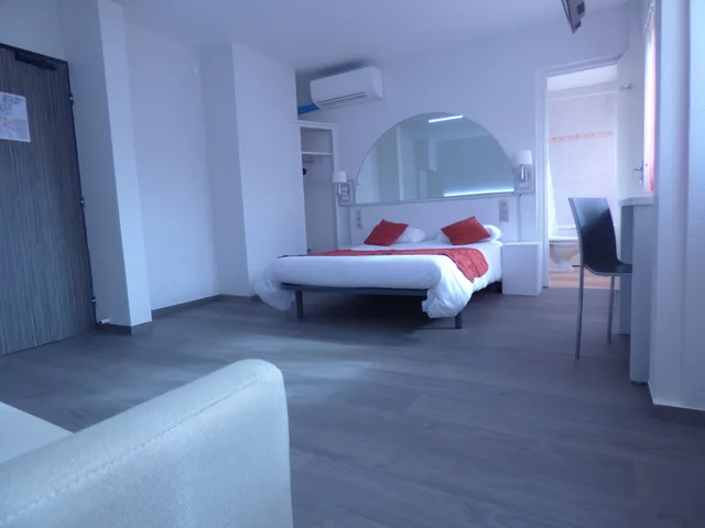 Room, Triple, Escatel Hotel 5/8