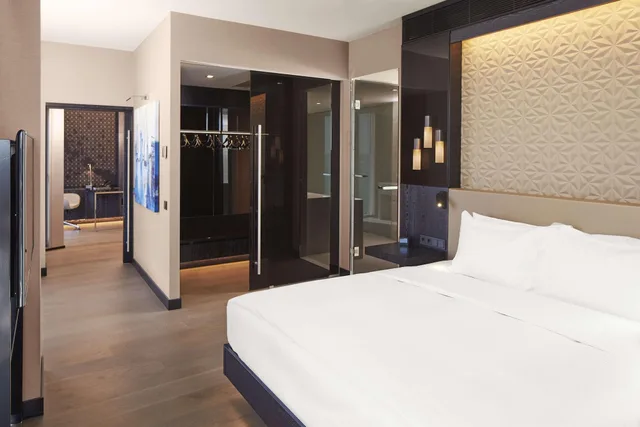 1 Bedroom, Suite, Sauna، Hilton Tallinn Park 1/2