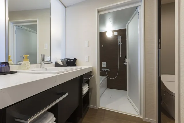 غرفة عائلية بسرير مزدوج وسرير فردي، Premier Hotel CABIN PRESIDENT Osaka 2/2