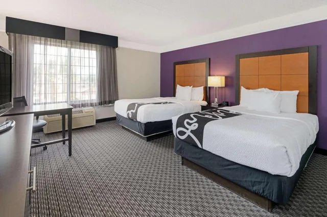 غرفة ديلوكس بسريرين مزدوجين، La Quinta Inn and Suites by Wyndham Phoenix Scottsdale 2/8