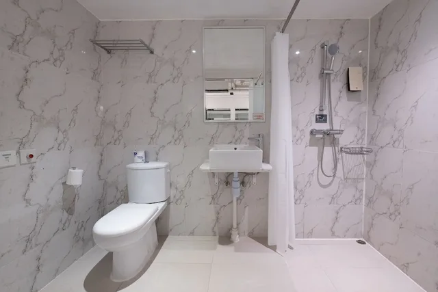 Mini, Quadruple, 2 Double Beds، Mini Causeway Bay Hotel 3/6