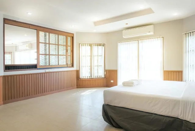 كوخ بإطلالة على الحديقة، Ivy Cottage By Qiu Hotel 2/2