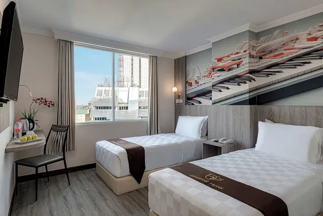 غرفة سوبيريور بسريرين منفصلين، Goldvitel Hotel Surabaya 1/1