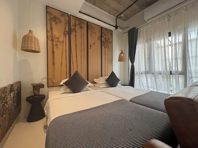 Luxury, King Bed, Yolo Bangkok Boutique Hotel 1/5