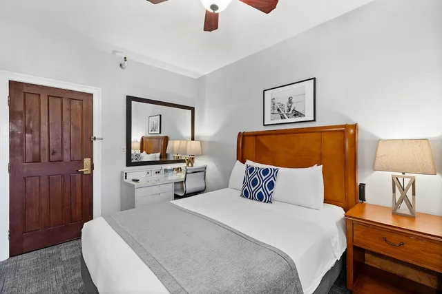 غرفة بريميوم بسرير كوين بحمام خاص، The College Inn 3/10