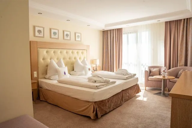 غرفة ديلوكس بسرير مزدوج، Quellness Golf Resort 1/1