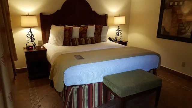 غرفة سيغنتشر بسرير كوين، Los Arboles Hotel 2/2