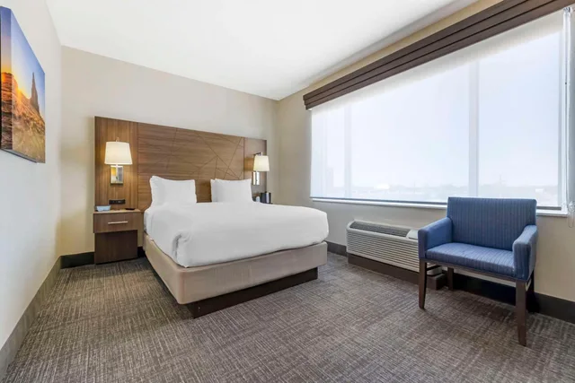 Room, Queen Bed, Comfort Inn Portales 1/6