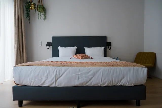 غرفة بسرير كوين، Hotel La Piece 4/6