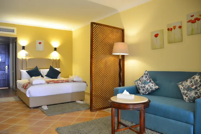 Royal, Lateral Side Sea View، Regency Plaza Aqua Park Spa Resort 3/4
