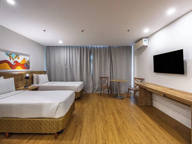 غرفة ديلوكس بسريرين منفصلين بشرفة، B&B HOTEL Rio de Janeiro Copacabana 4/9