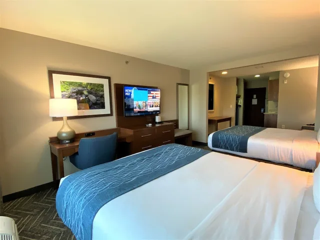 غرفة قياسية بسريرين كوين، Comfort Inn and Suites Mountain Iron And Virginia 2/10