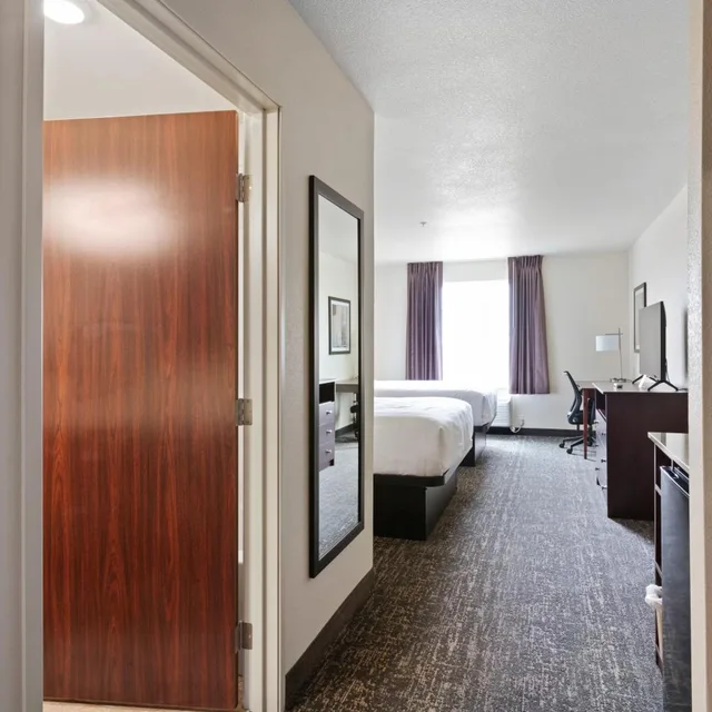 غرفة بسرير كوين، Cobblestone Inn & Suites - Yuma 4/6