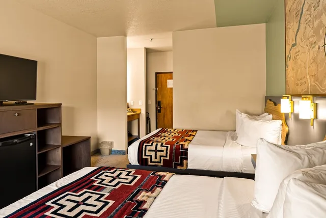 غرفة قياسية بسريرين كوين، Arabella Hotel Sedona 2/2