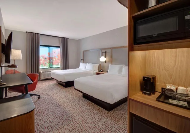 جناح تنفيذي بسريرين كوين مع أريكة، Fairfield Inn & Suites Lancaster Palmdale 6/10
