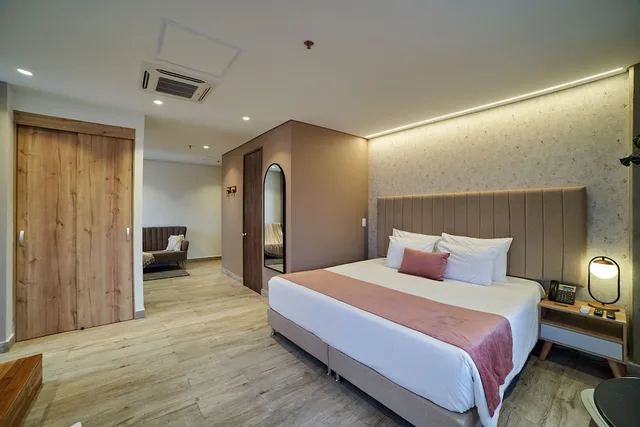 Tower, Superior, Studio, Suite, Hot Tub, Eutopiq Hotel 1/8