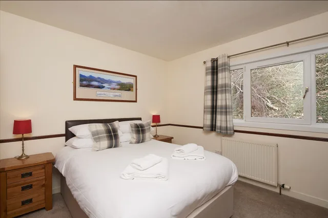 Room, Annex, Loch Ness Clansman Hotel 3/8
