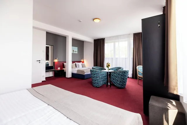 غرفة عائلية رباعية بأربعة أسرّة، Hotel Aviva Neue Messe 2/5