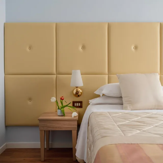 غرفة مفردة، Hotel Re Enzo 2/3