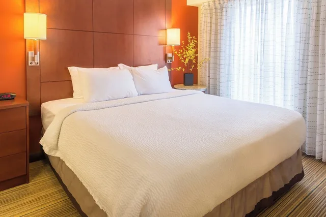استوديو بسرير كينج مع أريكة لذوي الإعاقة، Residence Inn Sioux Falls 1/4