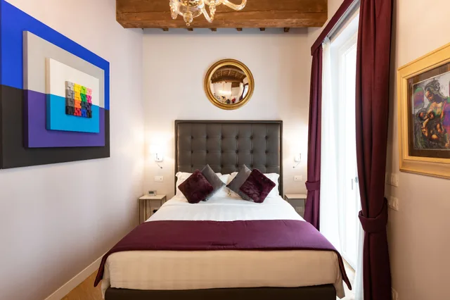 2 Bedrooms, Apartment, King and Twin Beds, 2 Bathrooms, Sofa، Kairos by Florence Art Apartments 4/10