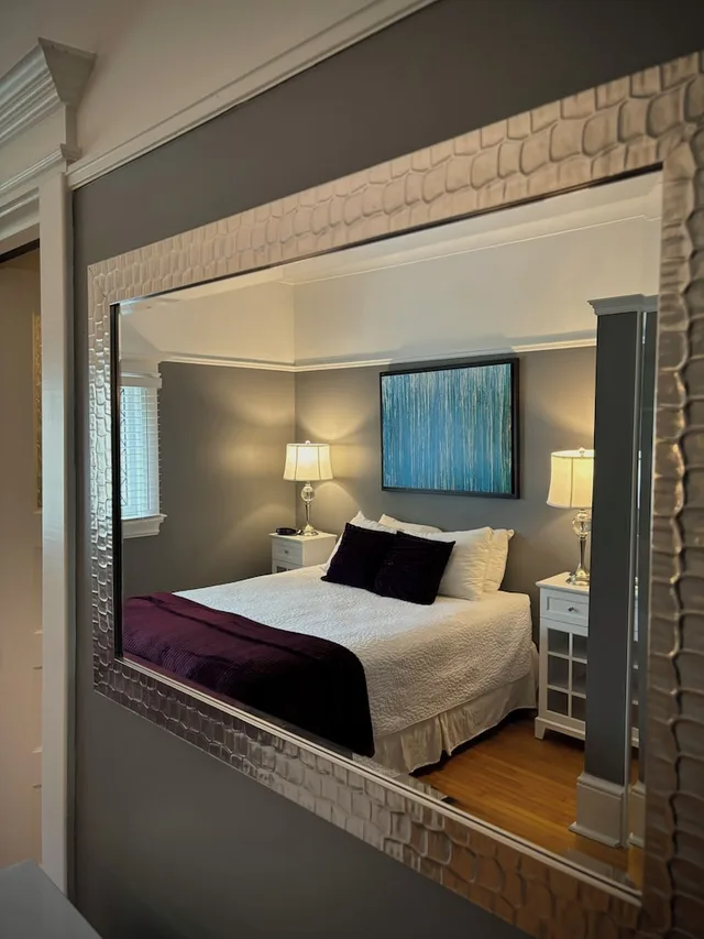 Room, Quintuple, Queen Bed، Leaside Manor By The Leaside Group 1/5