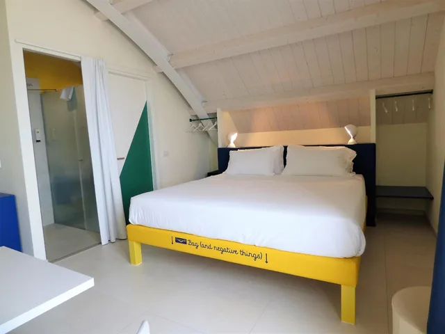 Room, Double Bed, Side Sea View, Balcony، HOTELTREVI 2/10