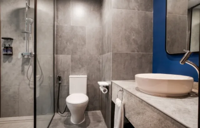 غرفة ديلوكس بسرير مزدوج أو سريرين منفصلين، Aston Serang Hotel and Convention Center 2/2