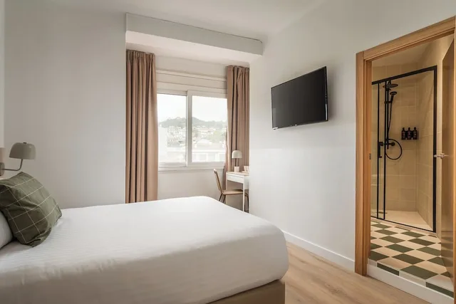 غرفة قياسية مفردة بسرير مزدوج، Hotel Margarit 5/8