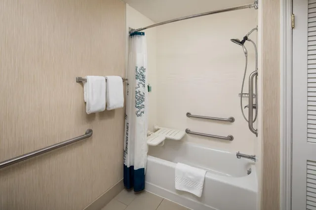 استوديو بسرير كوين، Residence Inn by Marriott Binghamton 3/4