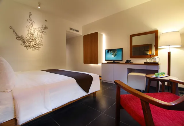 غرفة سوبيريور بسرير كينج، THE 1O1 Bali Fontana Seminyak 6/8
