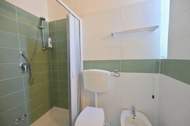 غرفة اقتصادية ثلاثية بسرير مزدوج وسرير فردي، Hotel Villa Diana 6/6
