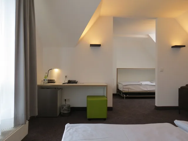 1 Bedroom, Economy, Quadruple, Queen and Twin Beds, Comfor Hotel 6/7