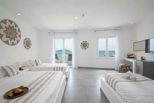Deluxe, Quadruple, Queen and Twin Beds, Beach Front، Acrogiali Beach Hotel 2/7