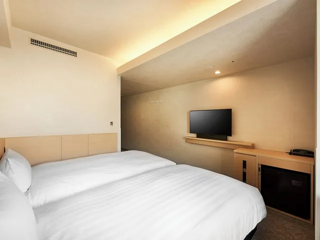 Light, Twin Beds, Smoking، Daiwa Roynet Hotel Kawasaki 1/5