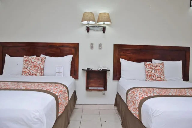 غرفة قياسية بسرير كوين وسرير مزدوج، Arenal Volcano Inn 6/10