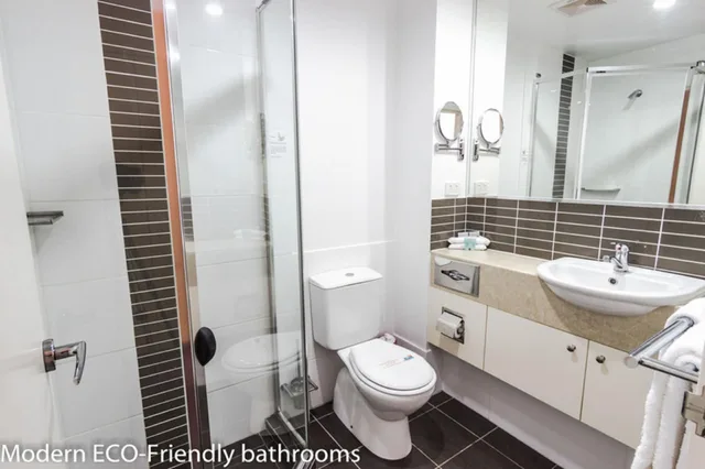 Connecting, Standard, 1 Single and 2 Double Beds، AIRPORT ASCOT MOTEL 7/8