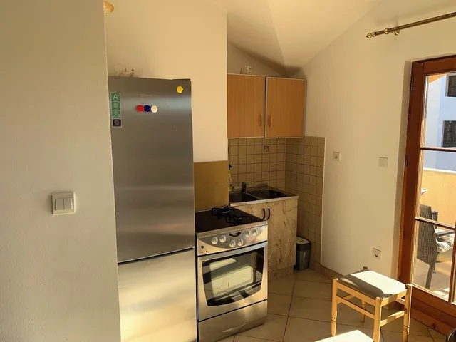 شقة كومفورت بسرير كوين بإطلالة جزئية على البحر مع أريكة، Apartments Victory 5/5