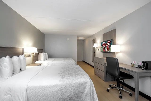 غرفة قياسية بسريرين مزدوجين لذوي الإعاقة، Red Roof PLUS Boston - Mansfield/ Foxboro 4/10
