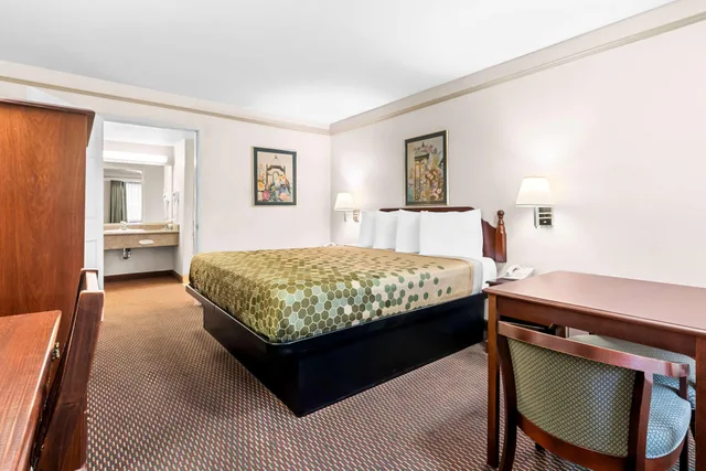 غرفة قياسية بسرير مزدوج، Surestay Hotel By Best Western Castro Valley 2/4