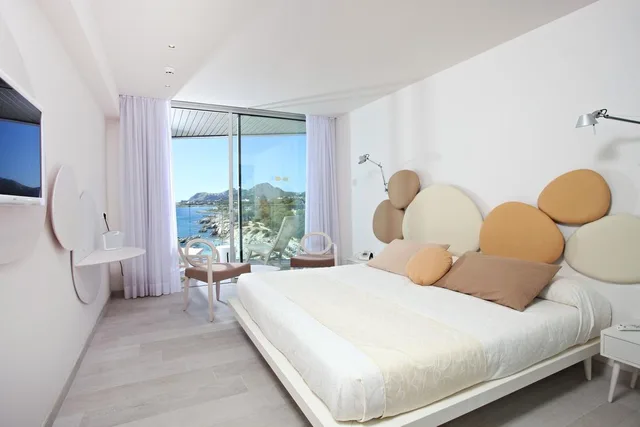 Room, Single, Double Bed, Side Sea View, Balcony، Son Moll Sentits & Spa 1/3