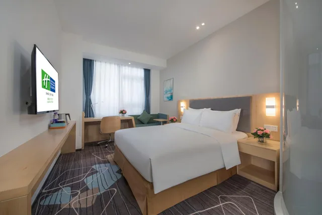 غرفة قياسية بسرير كينج وسرير كوين، Holiday Inn Express Yantai Yeda 3/7