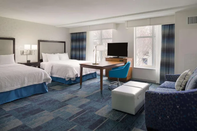 جناح استوديو بسريرين كوين مع أريكة، Hampton Inn Suites Rosemont Chicago O Hare 1/2