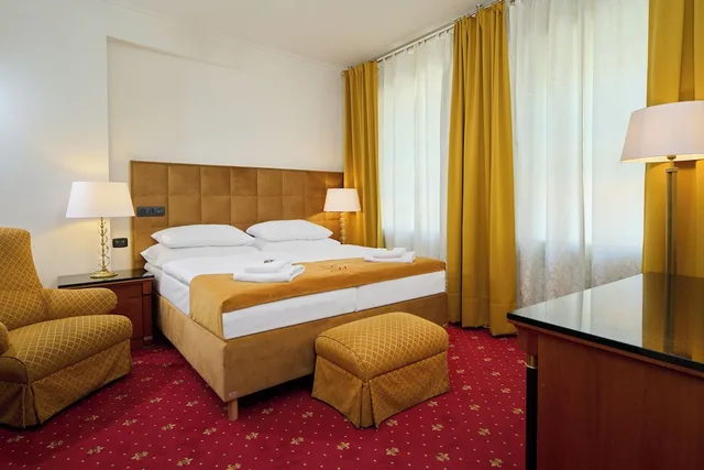 غرفة قياسية بسرير مزدوج أو سريرين منفصلين، Hotel Bologna 5/8